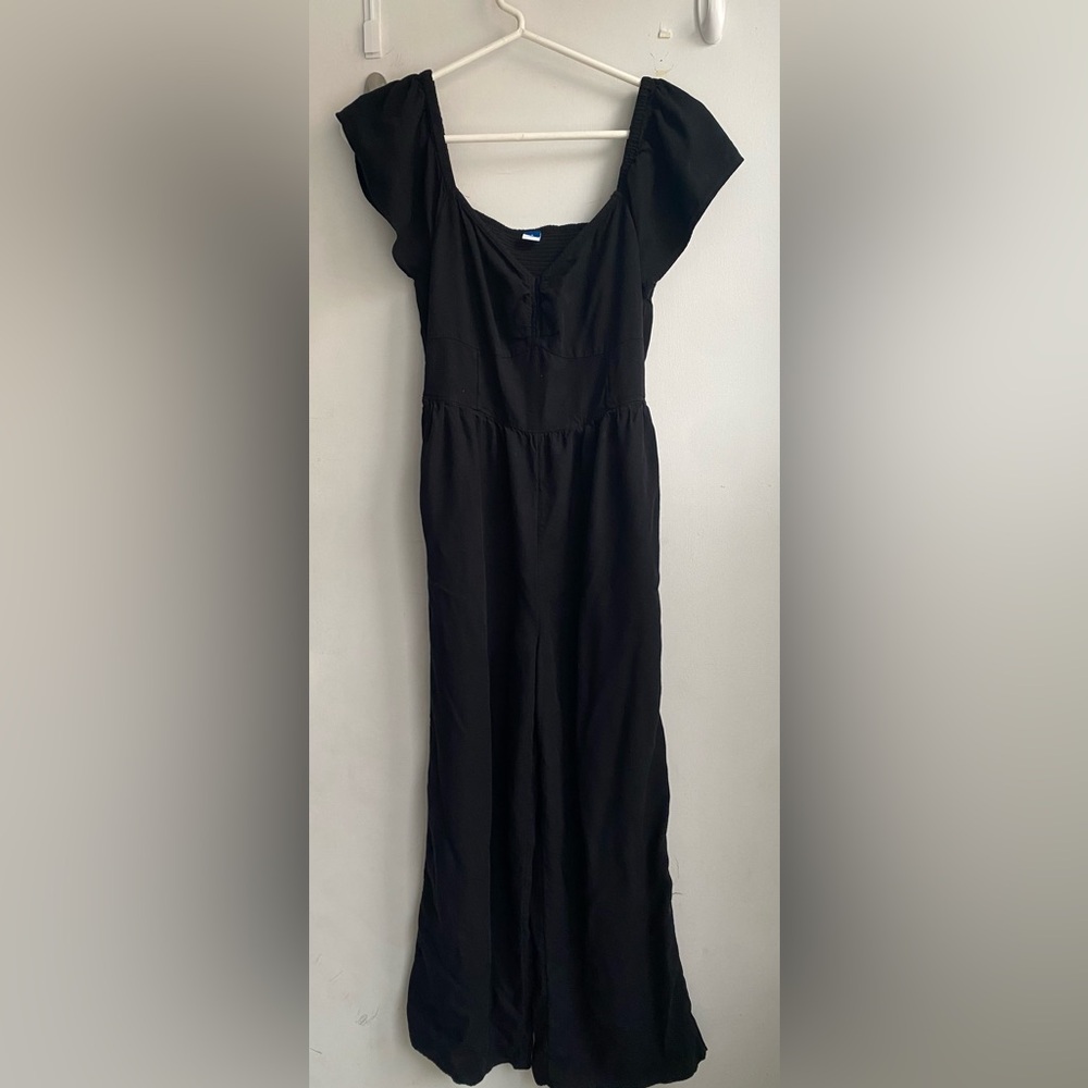 Black Old Navy Jumpsuit. Women’s size S